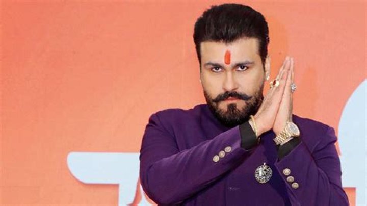 Aarya Babbar Biography, Age, Height, Wife, Net Worth, Family