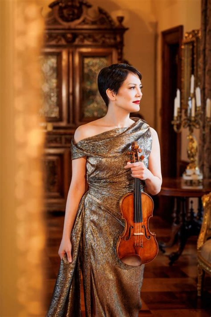 Anne Akiko Meyers biografía, edad, altura, esposa, net worth, familia