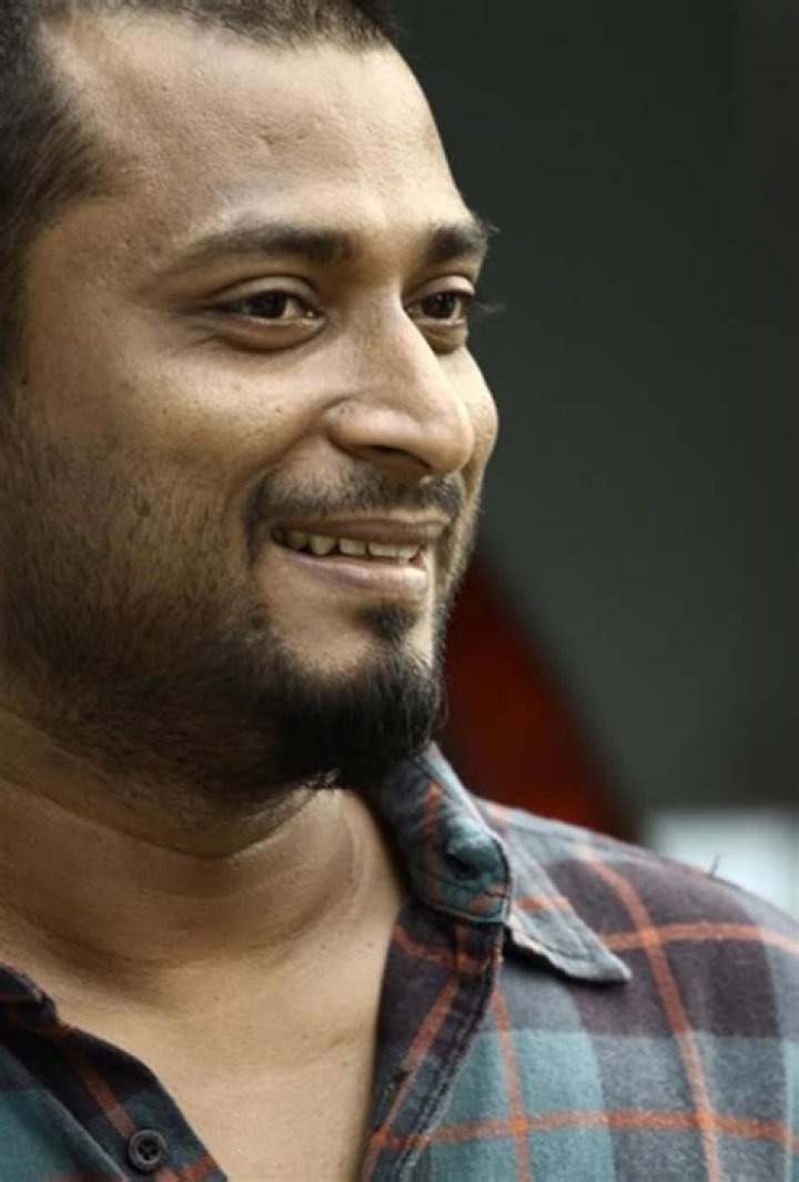 Anwar Rasheed Biography, Age, Height, Wife, Net Worth, Family