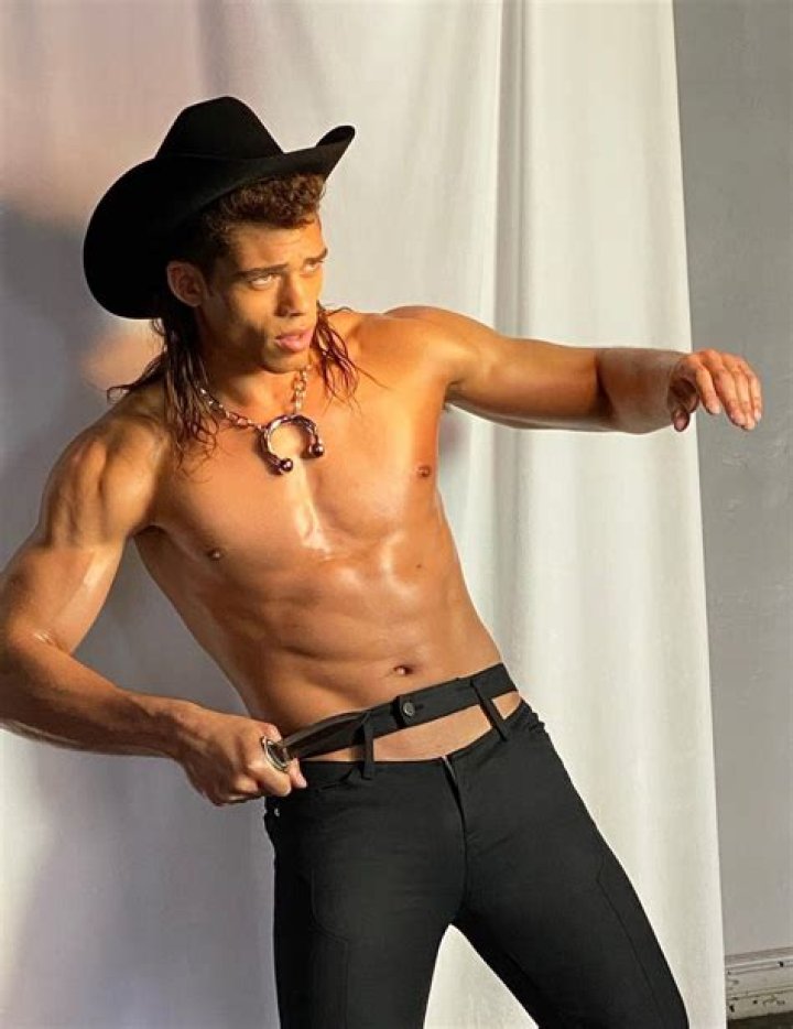 Austin James Biography, Age, Height, Wife, Net Worth, Family