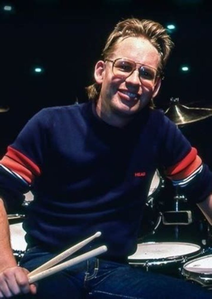 Bill Gibson Biography, Age, Height, Husband, Net Worth, Family