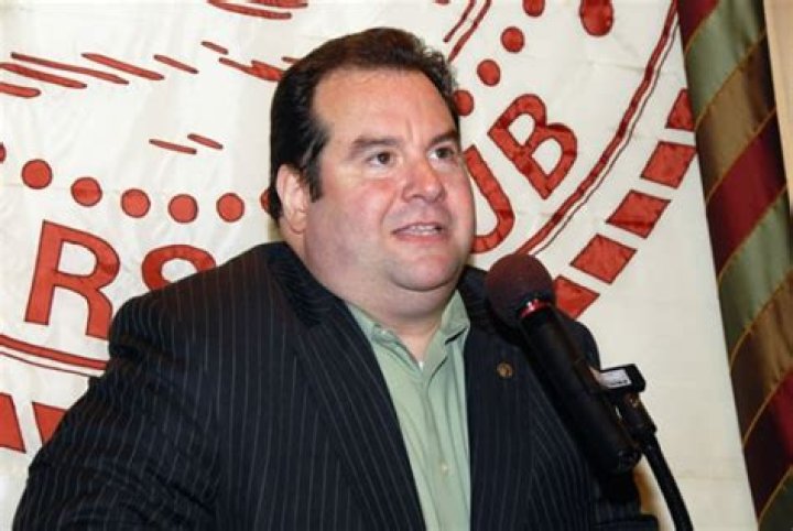 Bob Greenberg Biography, Age, Height, Wife, Net Worth, Family