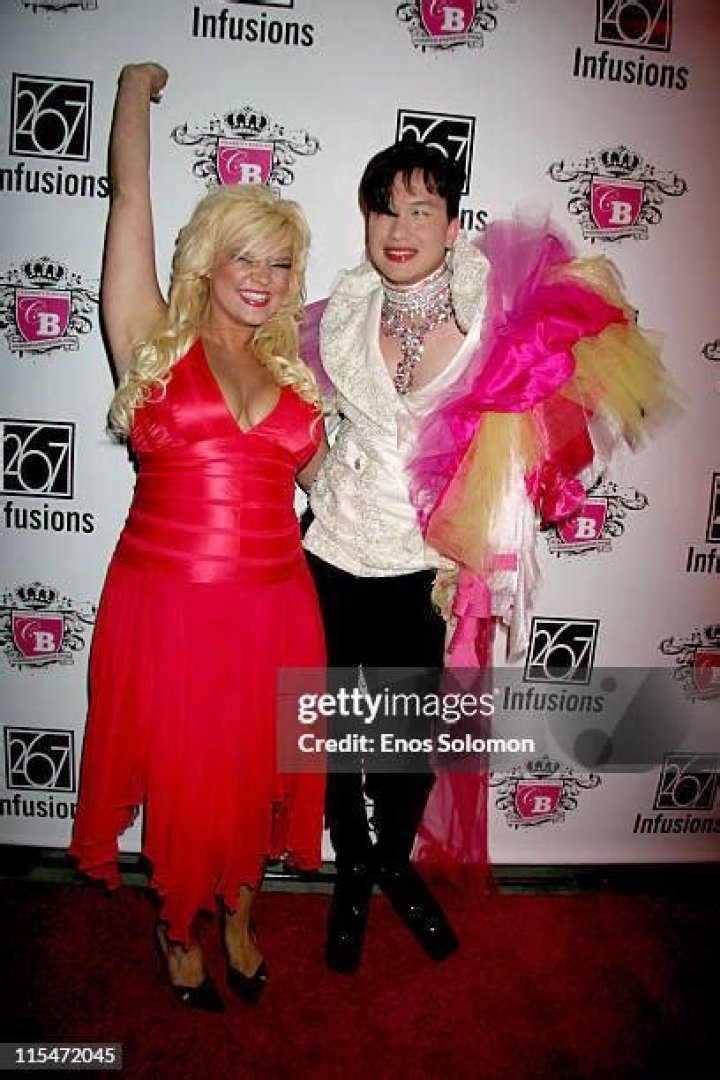 Bobby Trendy Biography, Age, Height, Wife, Net Worth, Family