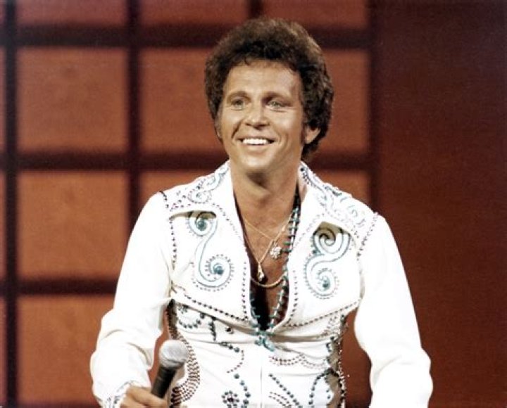 Bobby Vinton Biography, Age, Height, Wife, Net Worth, Family