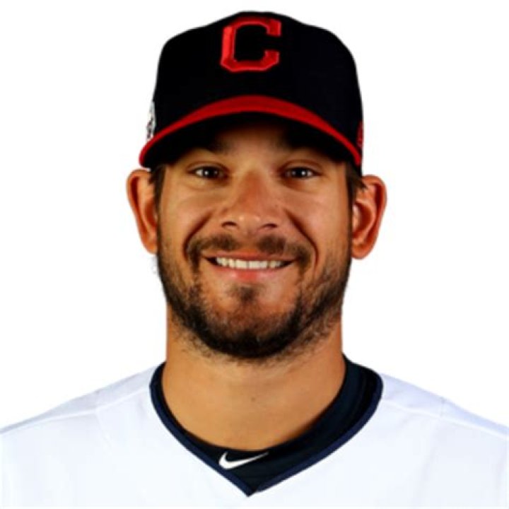 Brad Hand Biography, Age, Height, Wife, Net Worth, Family