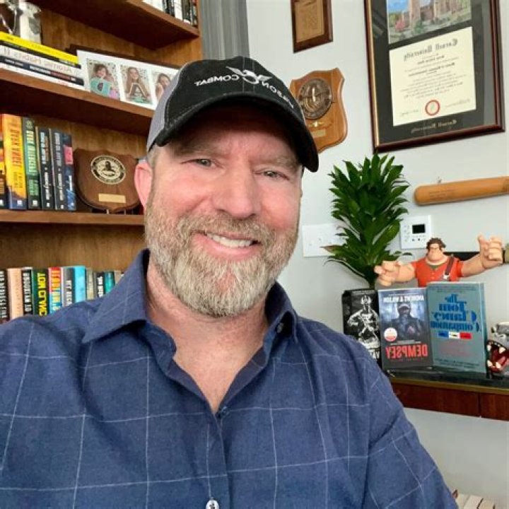 Brian Andrews Biography, Age, Height, Wife, Net Worth, Family