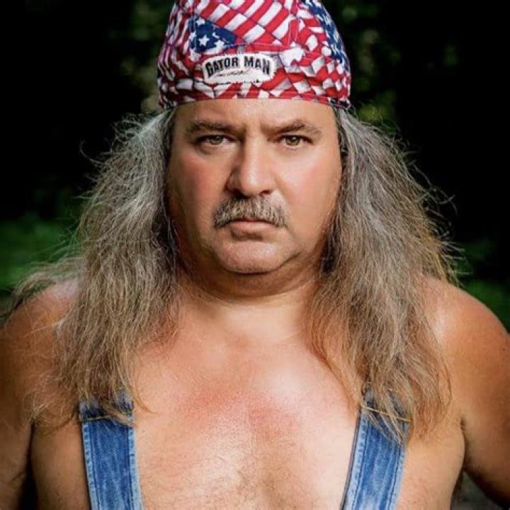 Bruce Mitchell Biography, Age, Height, Wife, Net Worth, Family