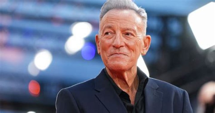 Bruce Springsteen Biography, Age, Height, Wife, Net Worth, Family