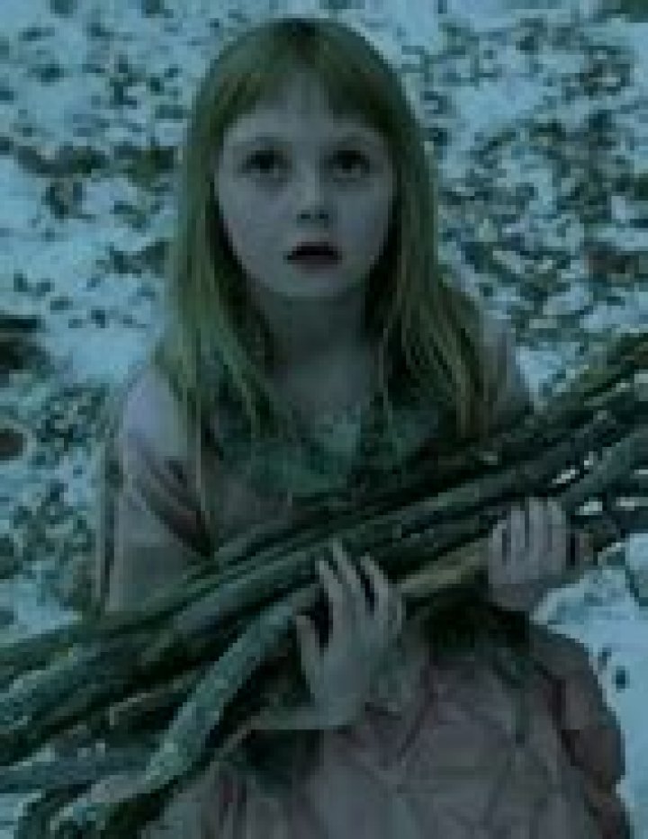 Cassandra Farndale Biography, Age, Height, Husband, Net Worth, Family