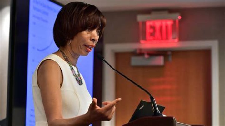 Catherine Pugh biografía, edad, altura, esposa, net worth, familia