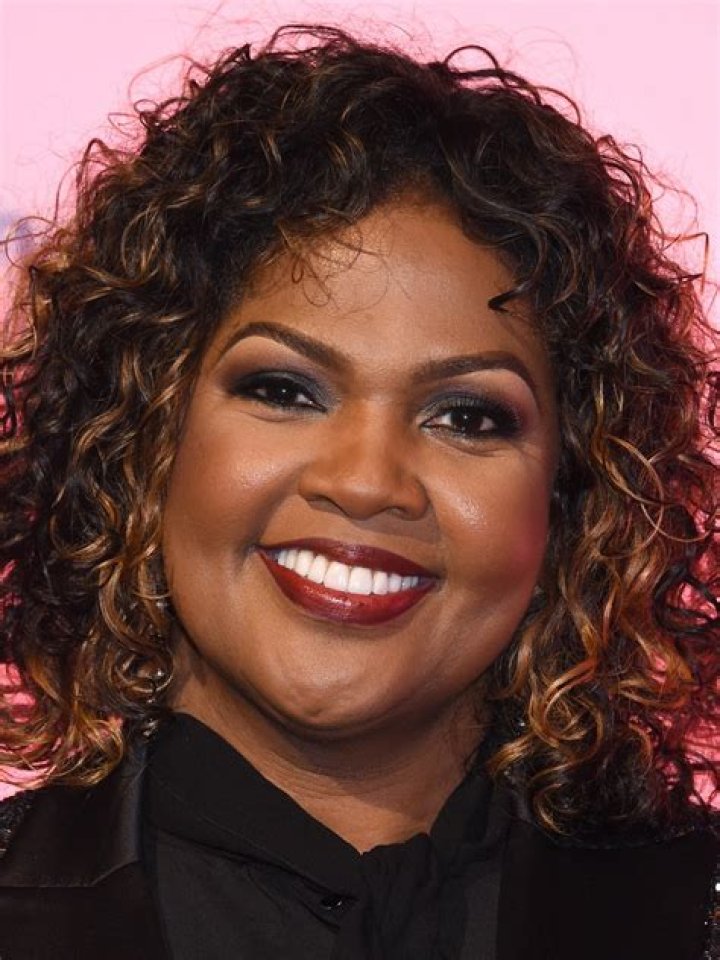 CeCe Winans Biography, Age, Height, Husband, Net Worth, Family