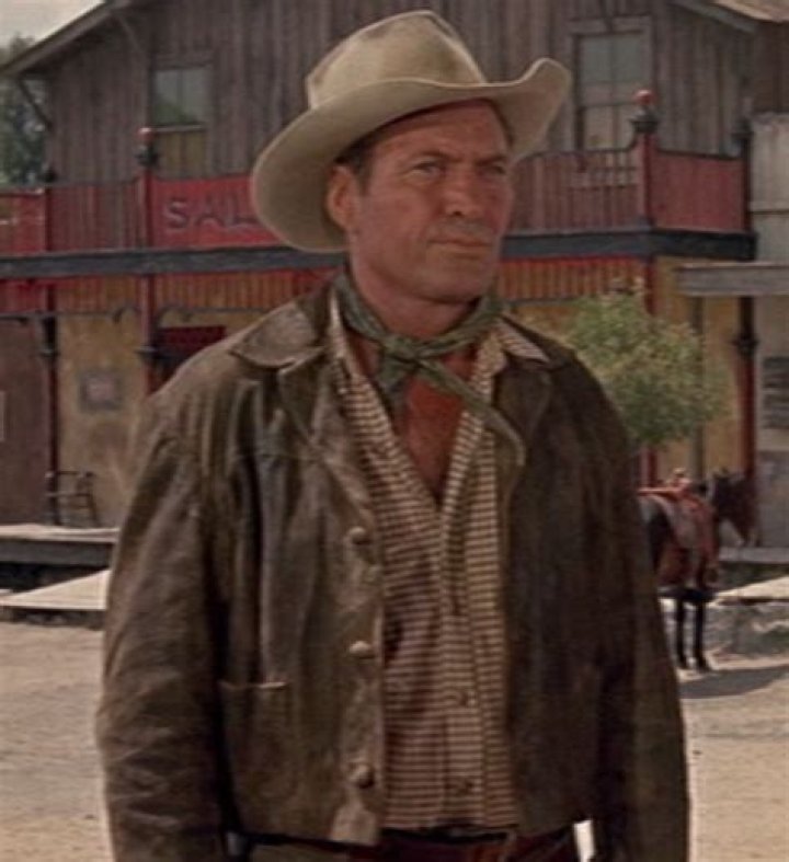 Chuck Roberson Biography, Age, Height, Wife, Net Worth, Family