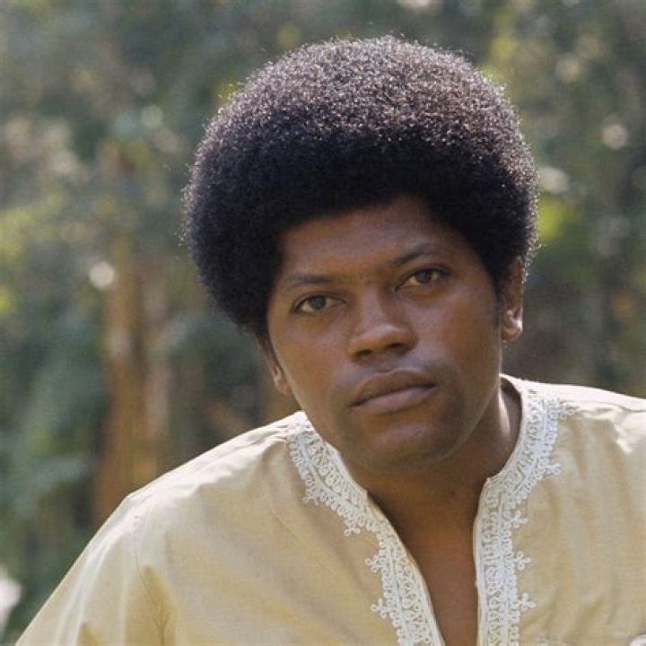 Clarence Williams III Biography, Age, Height, Wife, Net Worth, Family