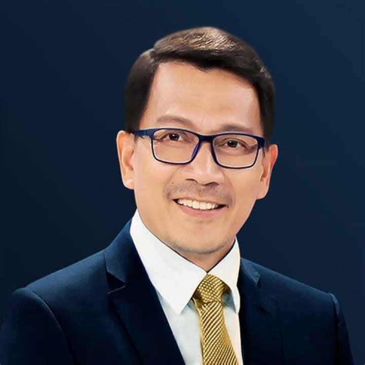 Daniel Razon Biography, Age, Height, Wife, Net Worth, Family