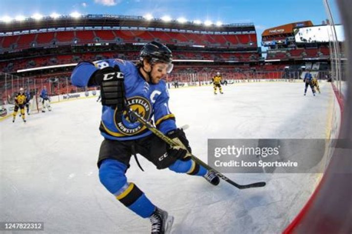 Dillon Simpson Biography, Age, Height, Wife, Net Worth, Family