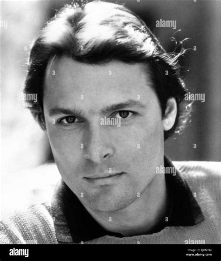 Douglas Barr Biography, Age, Height, Wife, Net Worth, Family