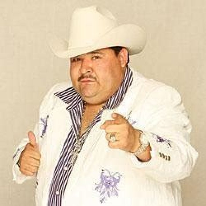 El Coyote Biography, Age, Height, Wife, Net Worth, Family