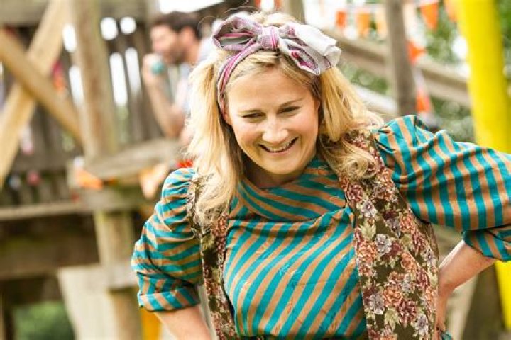 Emily Woodward Biography, Age, Height, Husband, Net Worth, Family