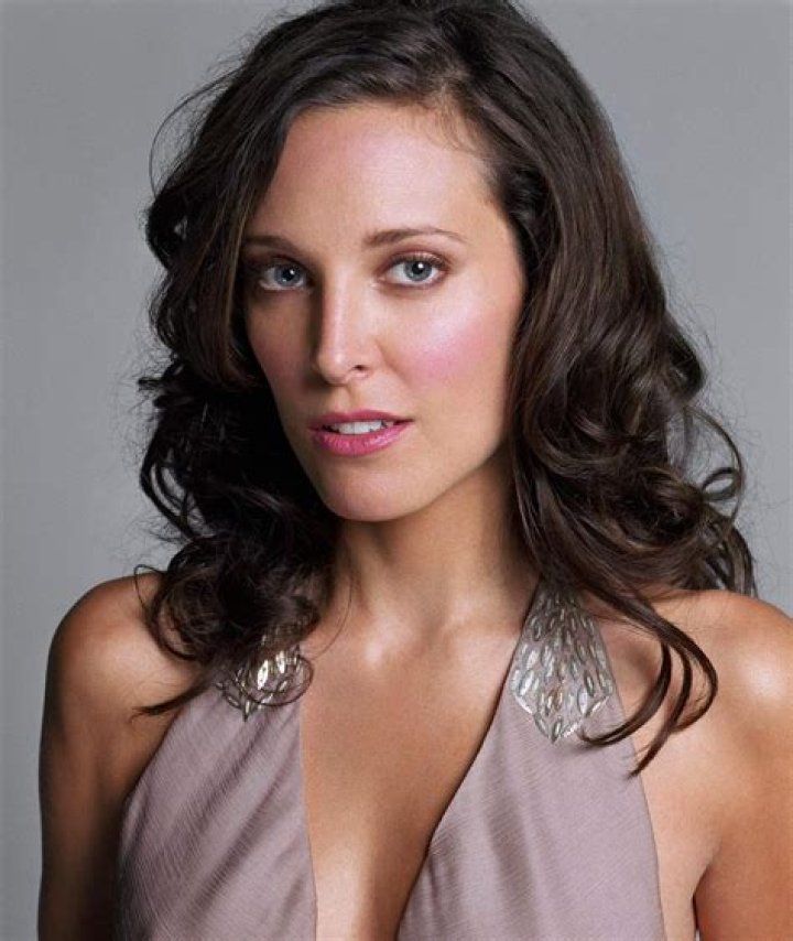 Erin Daniels Biography, Age, Height, Husband, Net Worth, Family