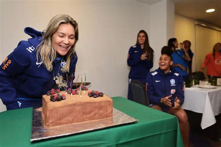 Gabi Zanotti Biography, Age, Height, Husband, Net Worth, Family