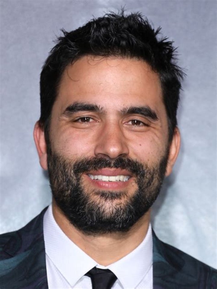 Ignacio Serricchio Biography, Age, Height, Wife, Net Worth, Family