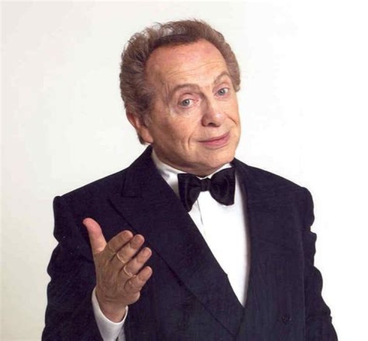 Jackie Mason Biography, Age, Height, Wife, Net Worth, Family