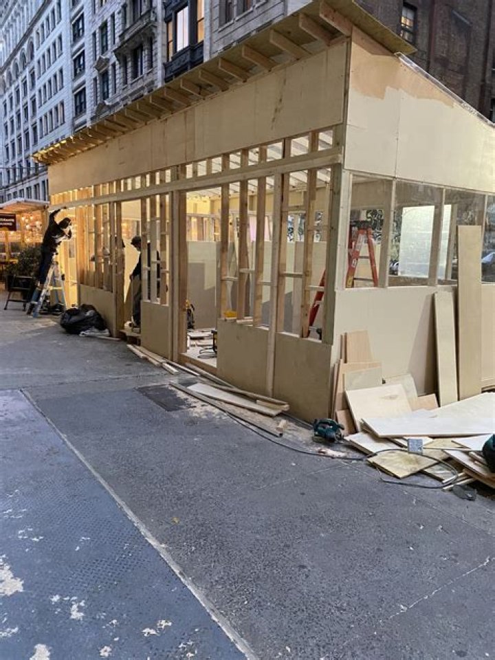 James Hamblin Biography, Age, Height, Wife, Net Worth, Family