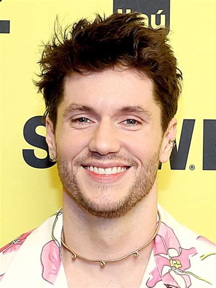 James Scully biografía, edad, altura, esposo, net worth, familia