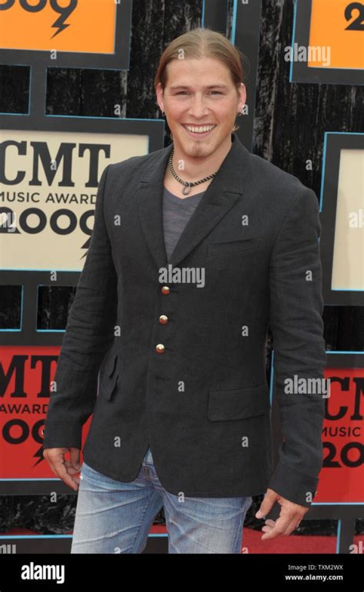 Jason Michael Carroll Biography, Age, Height, Wife, Net Worth, Family