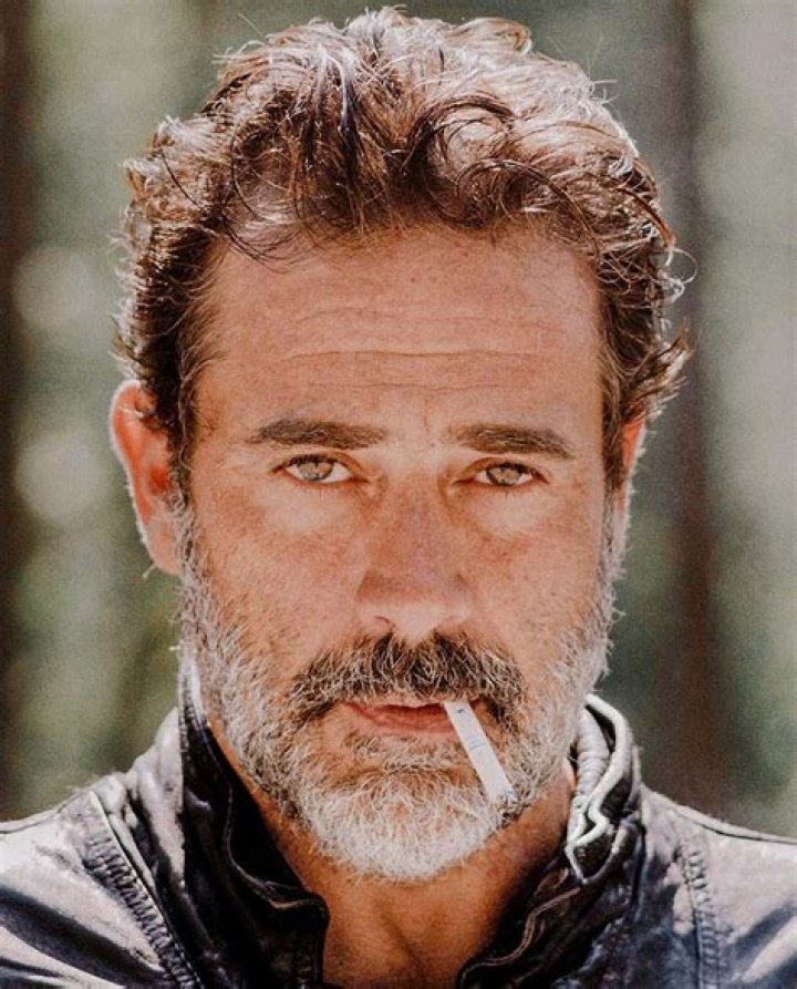 Jeffrey Dean Morgan Biography, Age, Height, Wife, Net Worth, Family