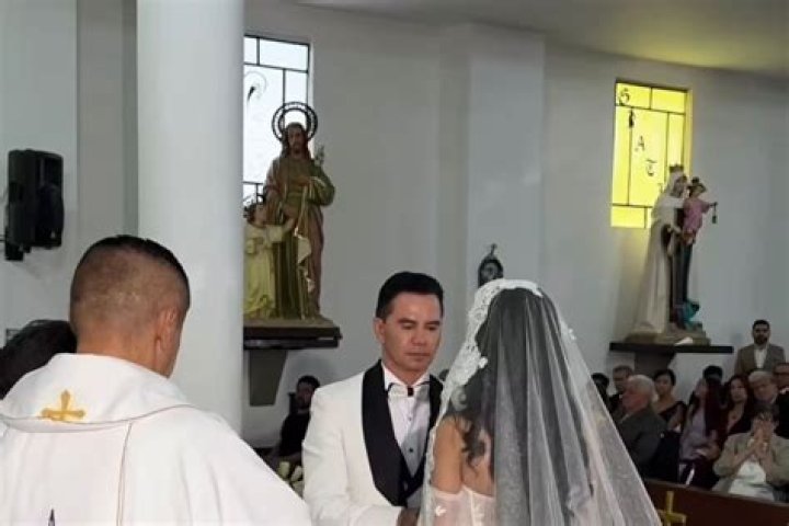 Jhonny Rivera Biography, Age, Height, Wife, Net Worth, Family