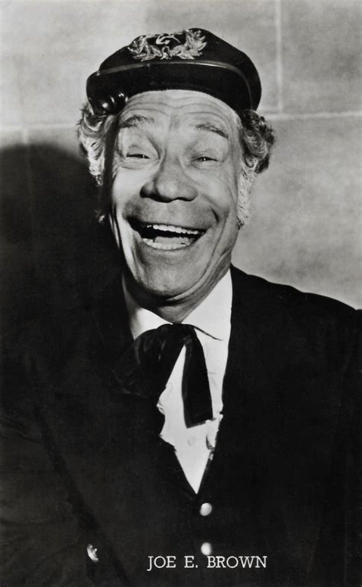 Joe E. Brown biografía, edad, altura, esposo, net worth, familia