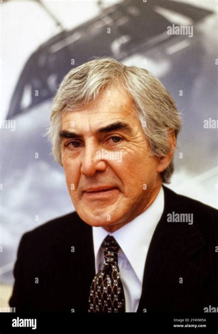 John DeLorean Biography, Age, Height, Wife, Net Worth, Family