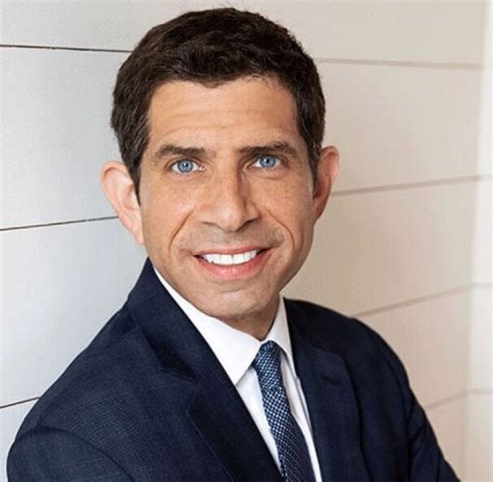 Jonathan Hoenig Biography, Age, Height, Wife, Net Worth, Family