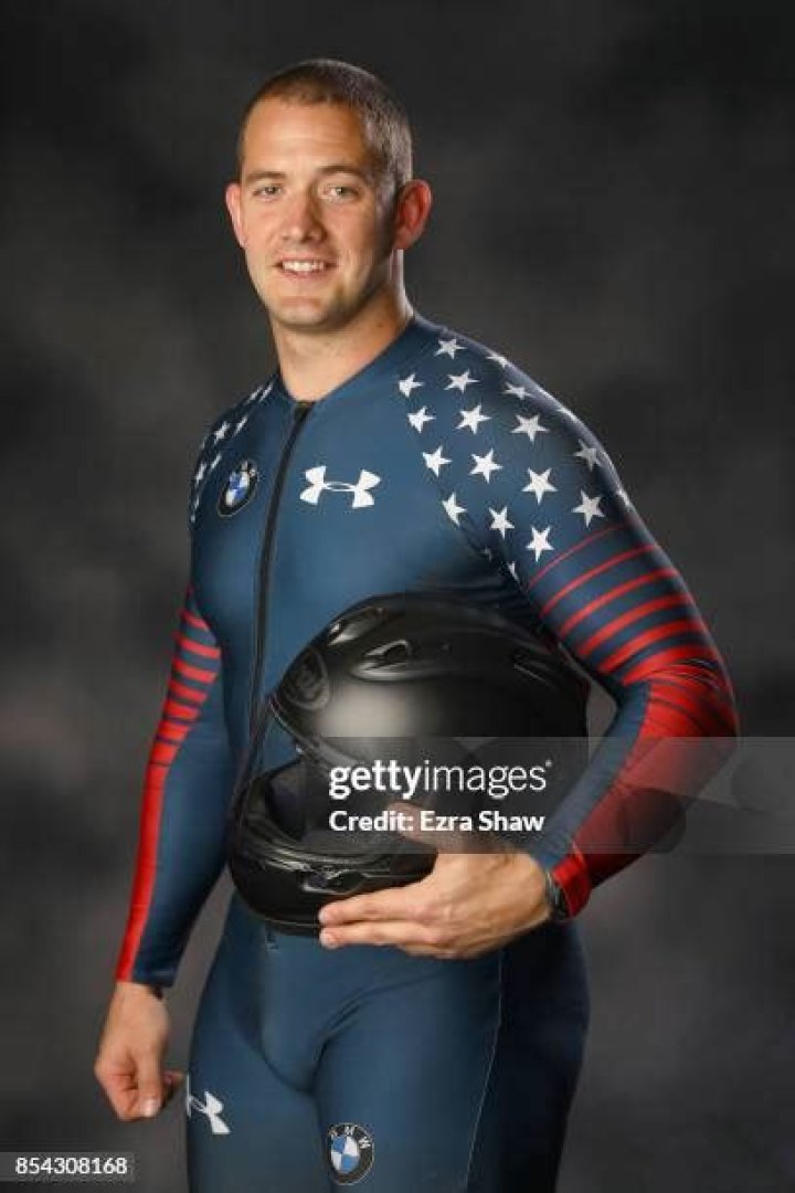 Justin Olsen Biography, Age, Height, Wife, Net Worth, Family