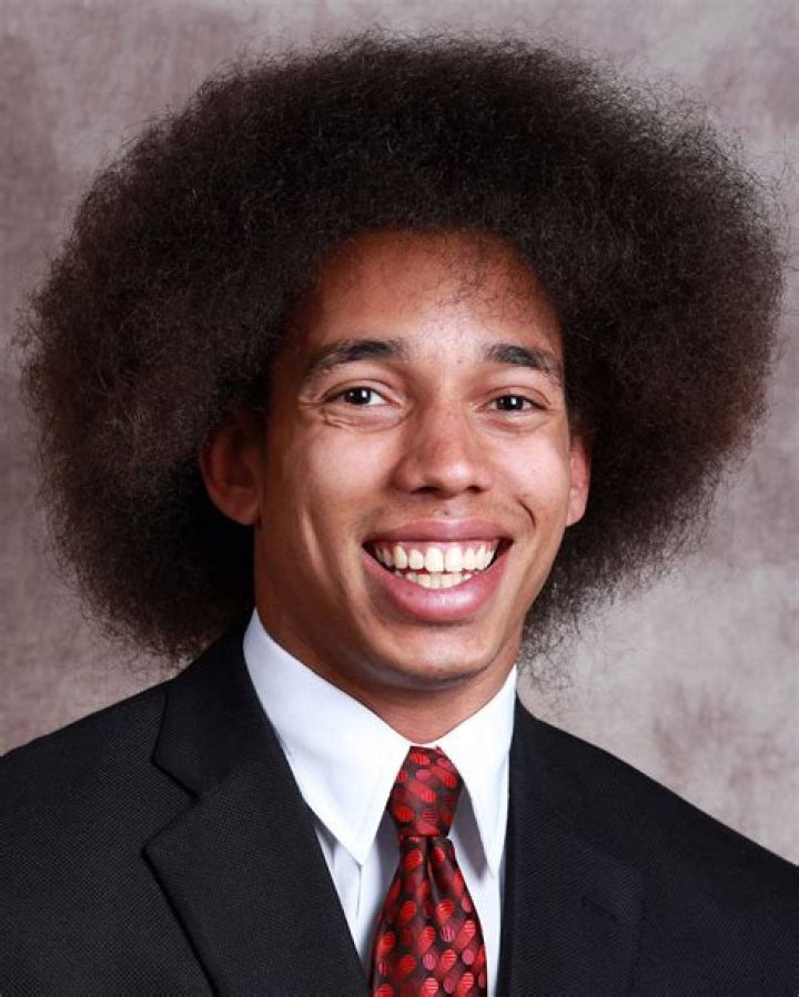 Kenny Bell Biography, Age, Height, Wife, Net Worth, Family