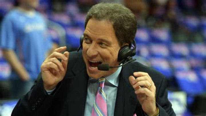 Kevin Harlan Biography, Age, Height, Wife, Net Worth, Family