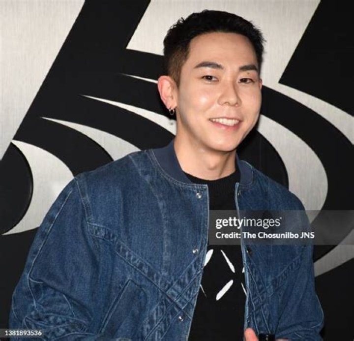Loco Biography, Age, Height, Wife, Net Worth, Family