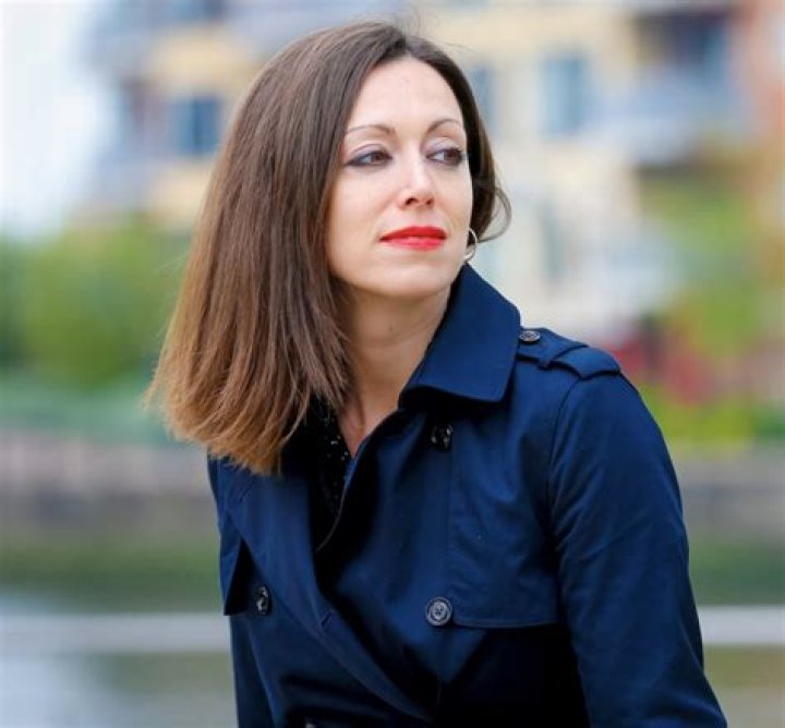 Lucy Caldwell Biography, Age, Height, Husband, Net Worth, Family