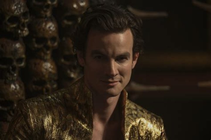 Luke Cook Biography, Age, Height, Wife, Net Worth, Family