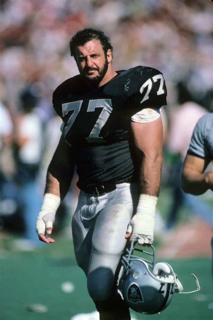 Lyle Alzado Biography, Age, Height, Wife, Net Worth, Family