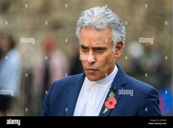 Matthew Amroliwala Biography, Age, Height, Wife, Net Worth, Family