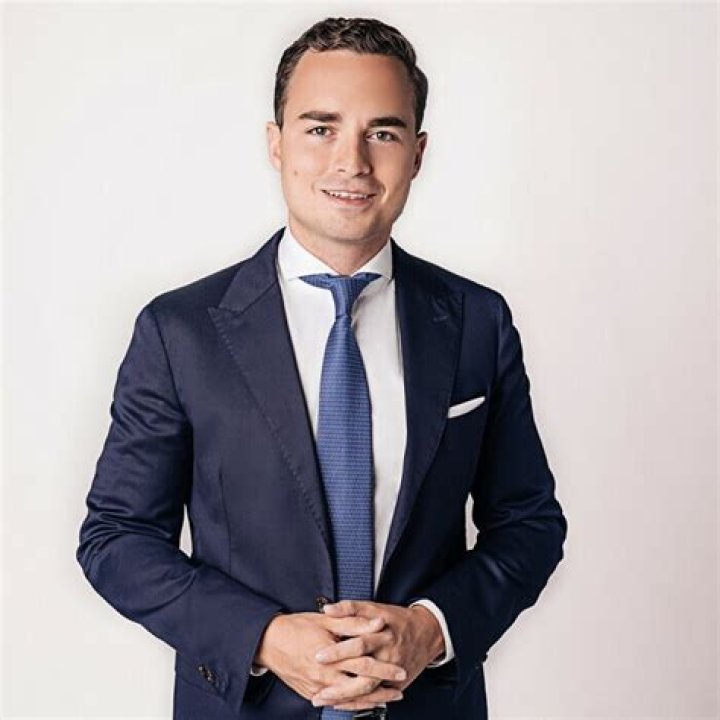 Maximilian Krauss Biography, Age, Height, Husband, Net Worth, Family