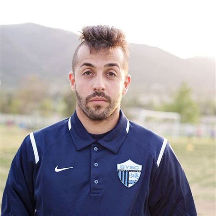 Mehrshad Momeni Biography, Age, Height, Wife, Net Worth, Family