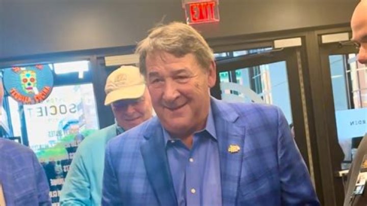 Mike Milbury Biography, Age, Height, Wife, Net Worth, Family