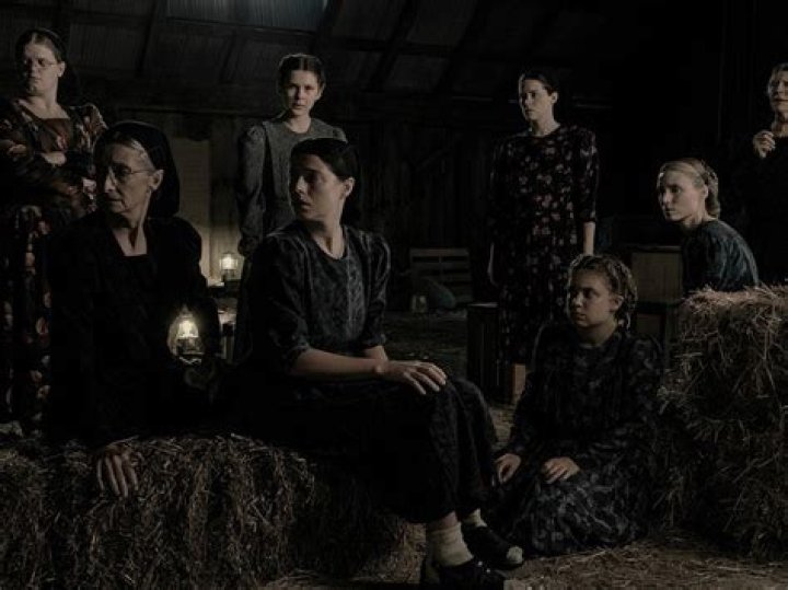 Miriam Toews Biography, Age, Height, Husband, Net Worth, Family