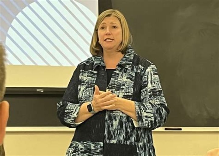 Nan Whaley Biography, Age, Height, Husband, Net Worth, Family