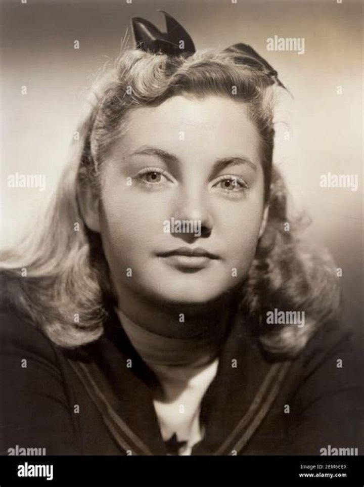 Peggy McIntyre Biography, Age, Height, Husband, Net Worth, Family