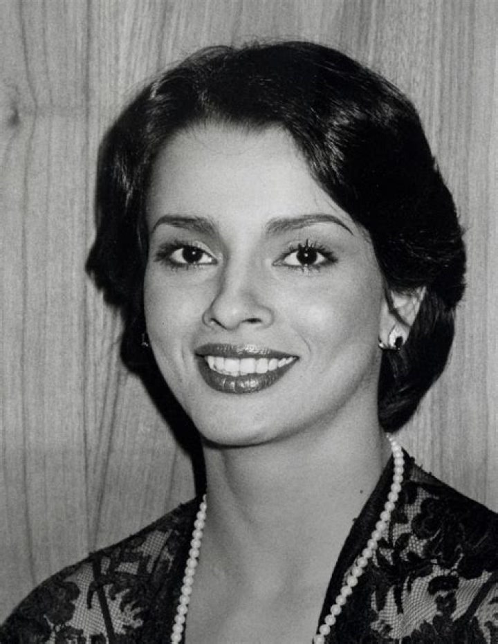Persis Khambatta Biography, Age, Height, Husband, Net Worth, Family