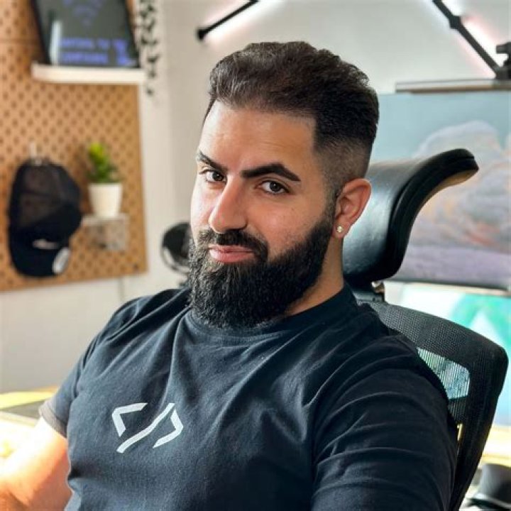 Peter Georgiou Biography, Age, Height, Wife, Net Worth, Family